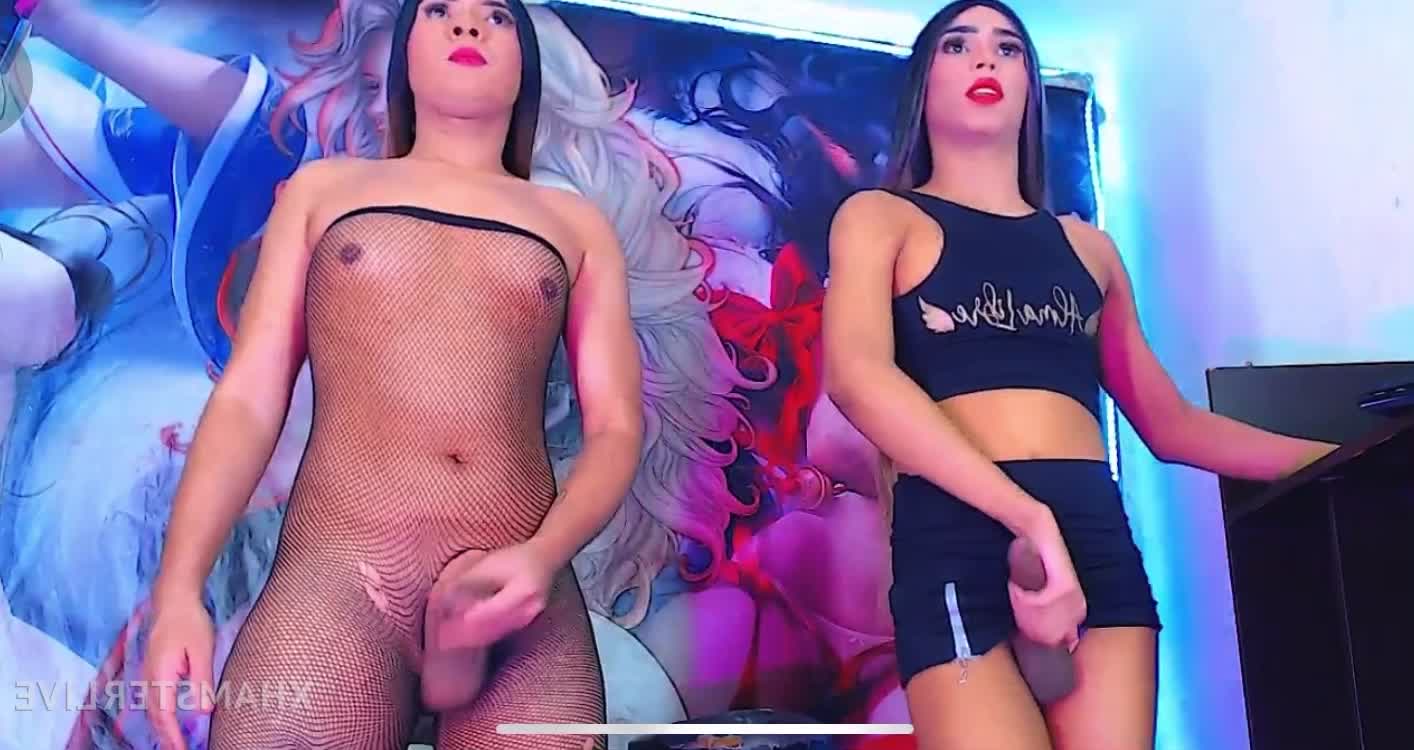 Shemales Colombianas bailando y tocándose